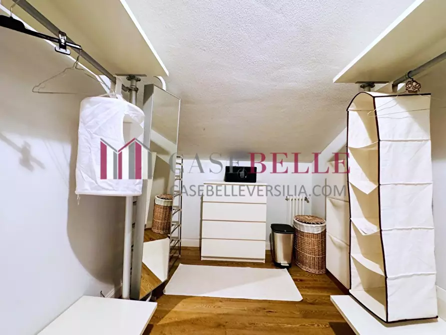 Immagine 40 di Villa in affitto  a Pietrasanta