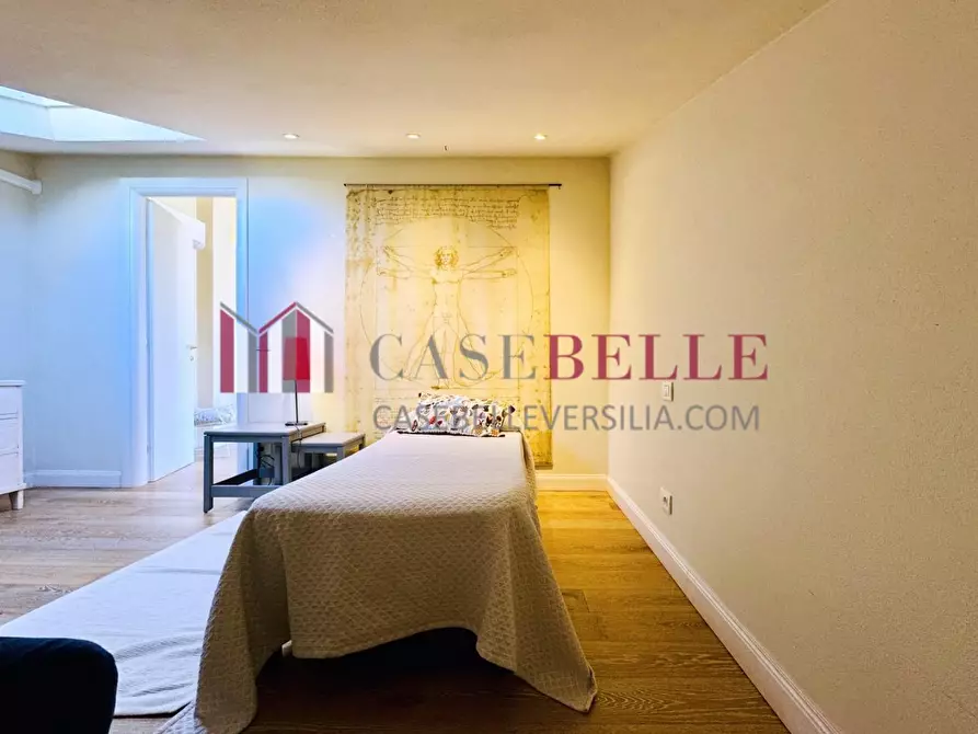 Immagine 51 di Villa in affitto  a Pietrasanta