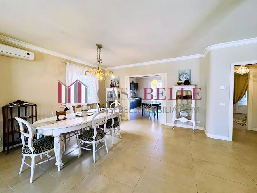 Immagine 9 di Villa in affitto  a Pietrasanta