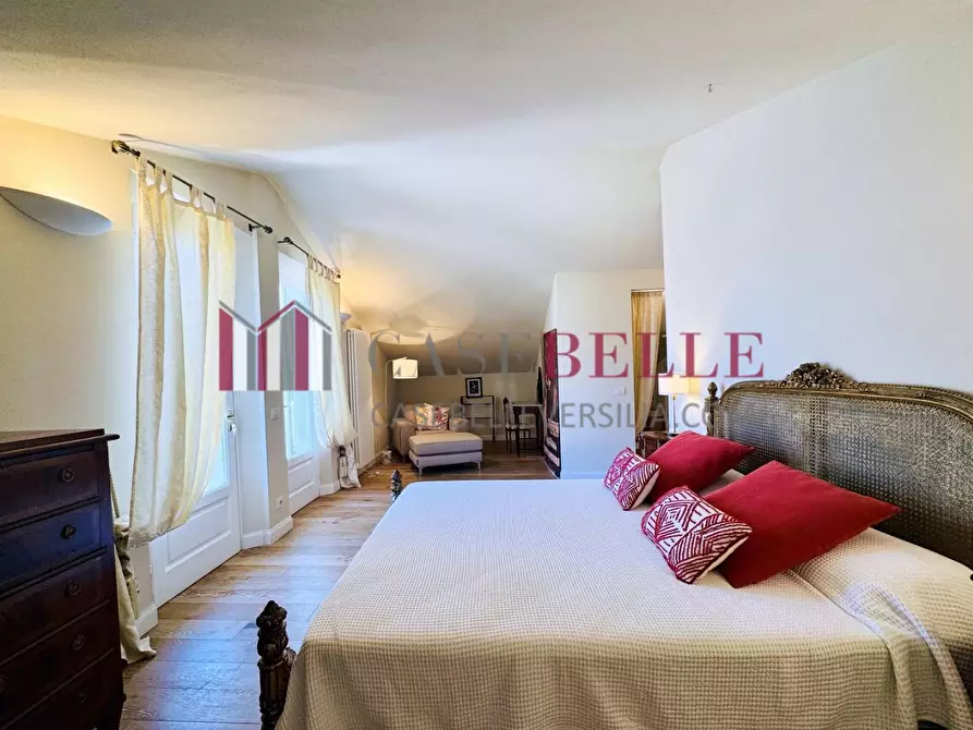 Immagine 38 di Villa in affitto  a Pietrasanta