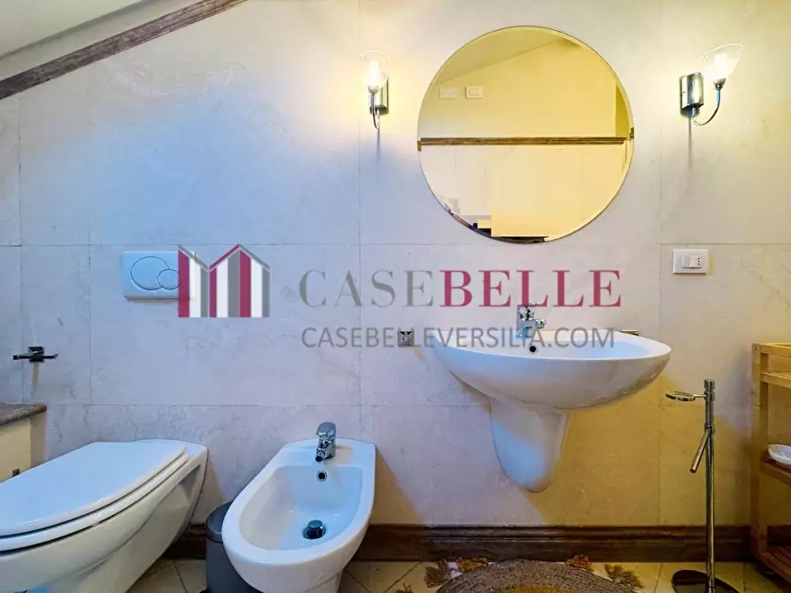 Immagine 42 di Villa in affitto  a Pietrasanta