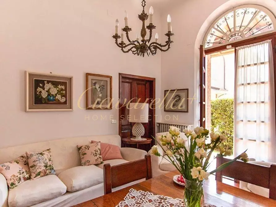 Immagine 8 di Villa in affitto  a Forte Dei Marmi