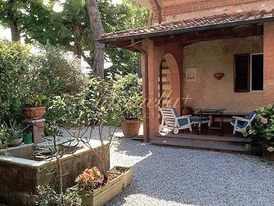 Immagine 4 di Villa in affitto  a Forte Dei Marmi