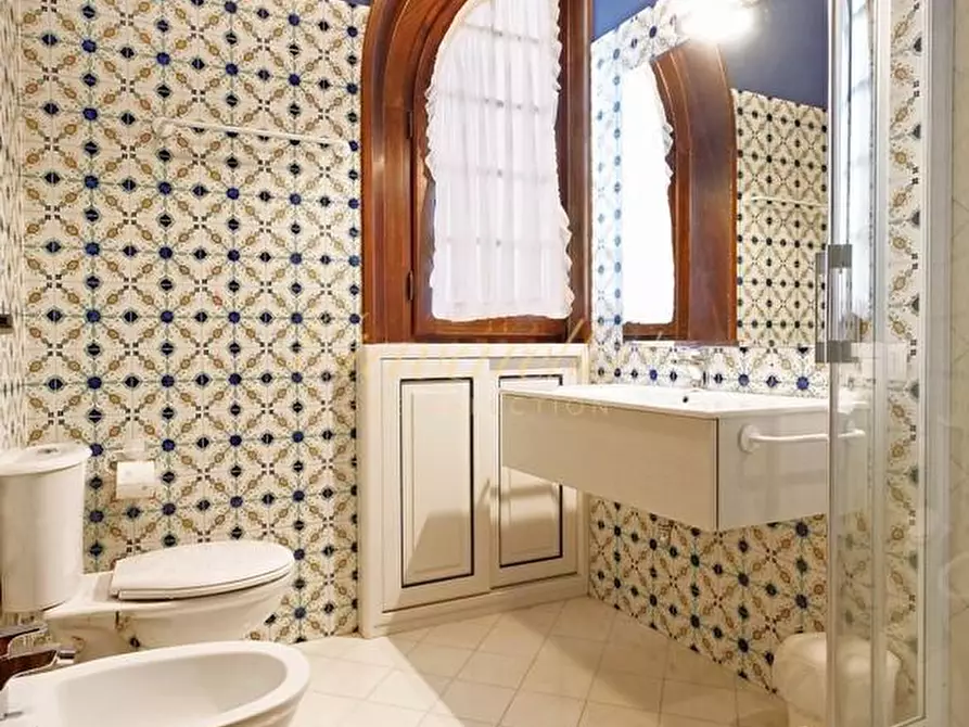 Immagine 16 di Villa in affitto  a Forte Dei Marmi