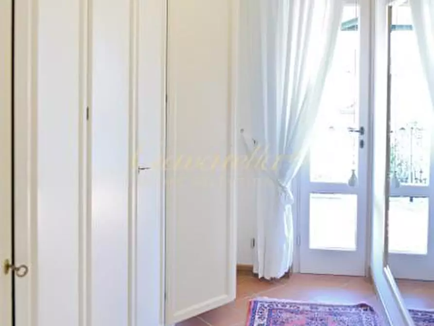 Immagine 13 di Villa in vendita  a Forte Dei Marmi