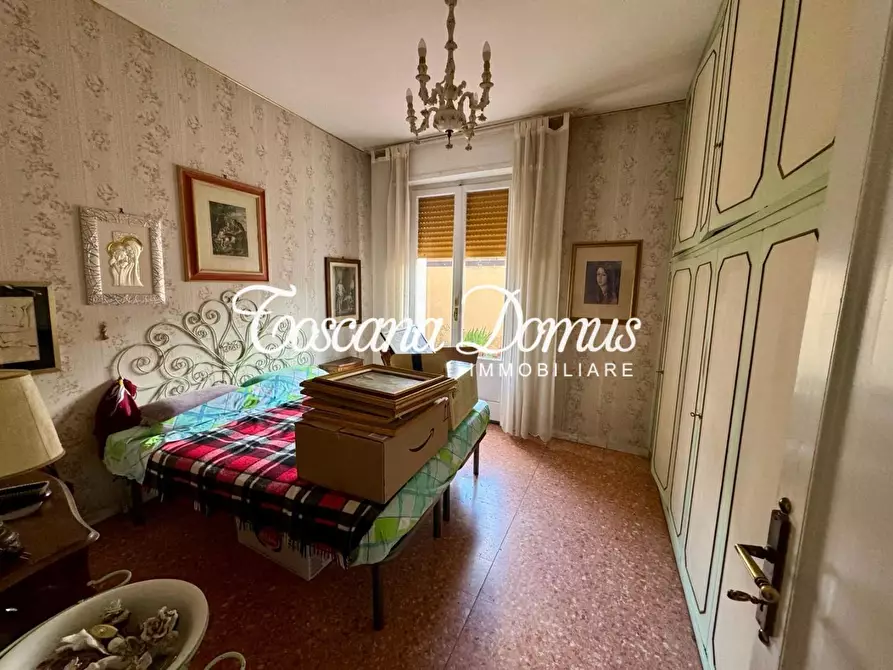 Immagine 15 di Appartamento in vendita  a Siena