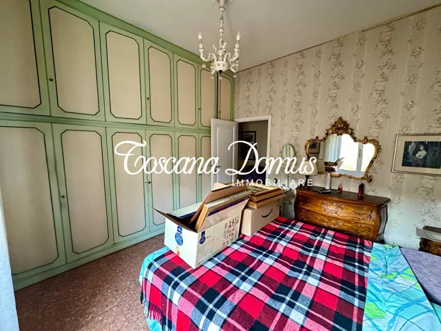 Immagine 16 di Appartamento in vendita  a Siena