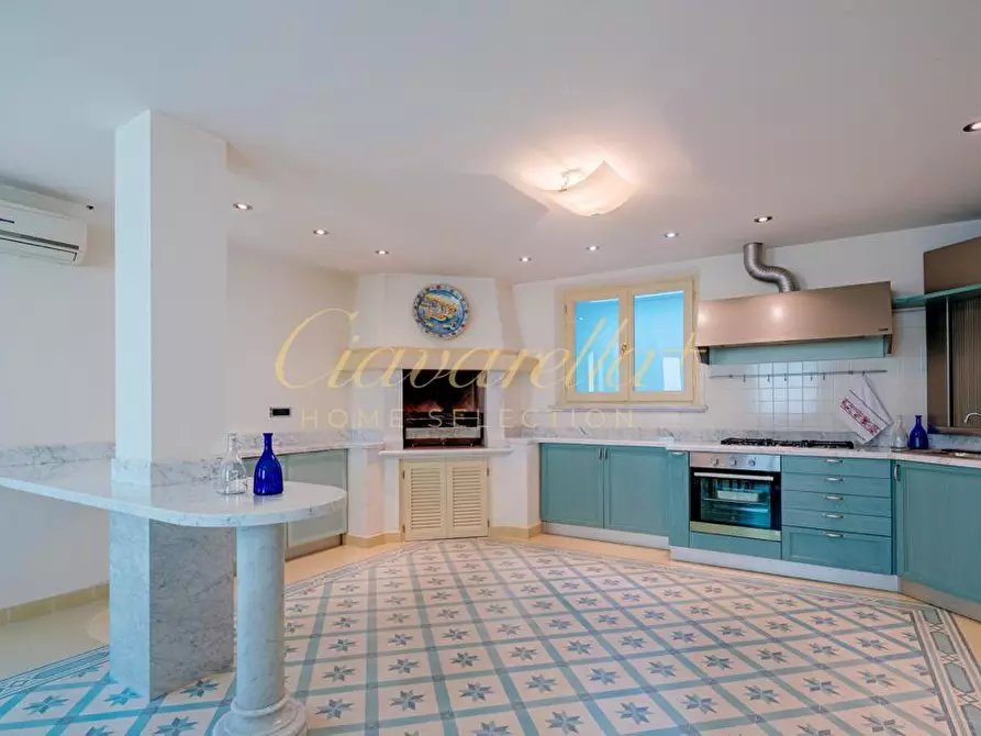 Immagine 36 di Villa in vendita  a Forte Dei Marmi