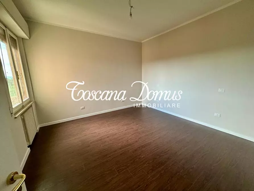 Immagine 20 di Appartamento in vendita  a Siena