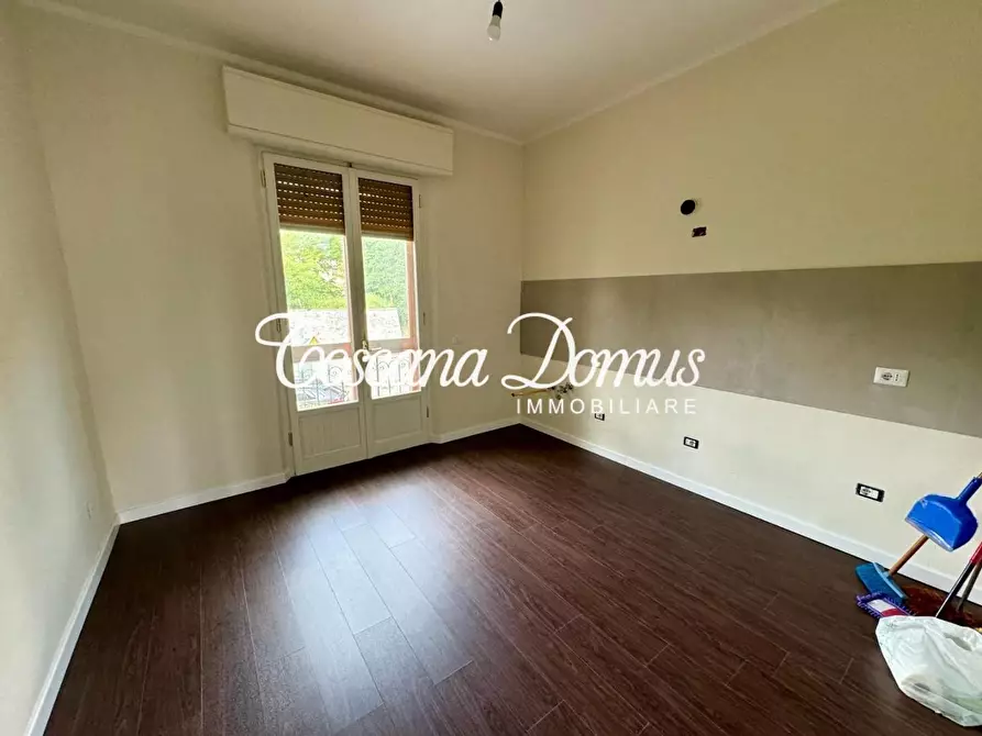 Immagine 10 di Appartamento in vendita  a Siena