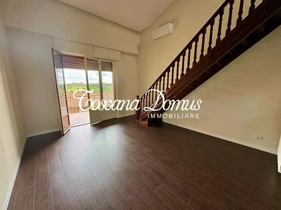 Immagine 7 di Appartamento in vendita  a Siena