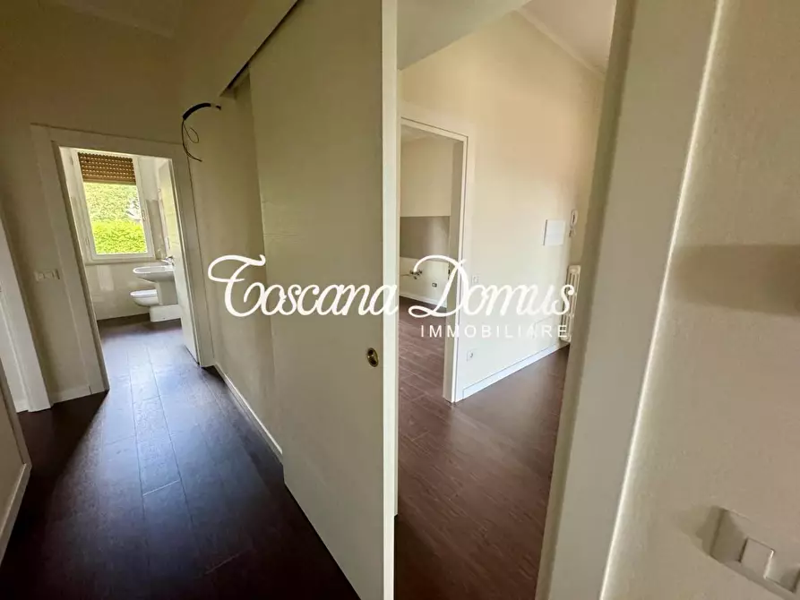 Immagine 26 di Appartamento in vendita  a Siena