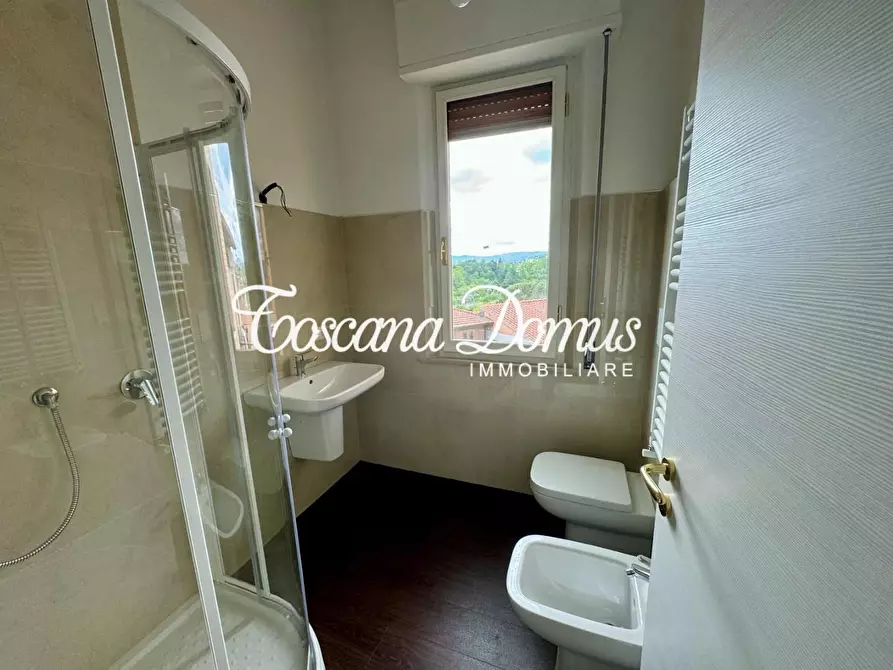 Immagine 21 di Appartamento in vendita  a Siena