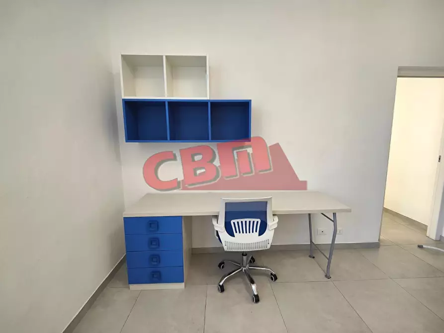 Immagine 17 di Appartamento in vendita  a Livorno