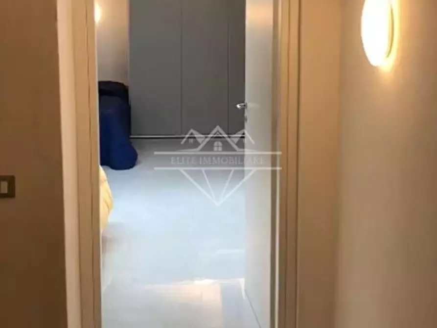 Immagine 8 di Appartamento in vendita  a Massa