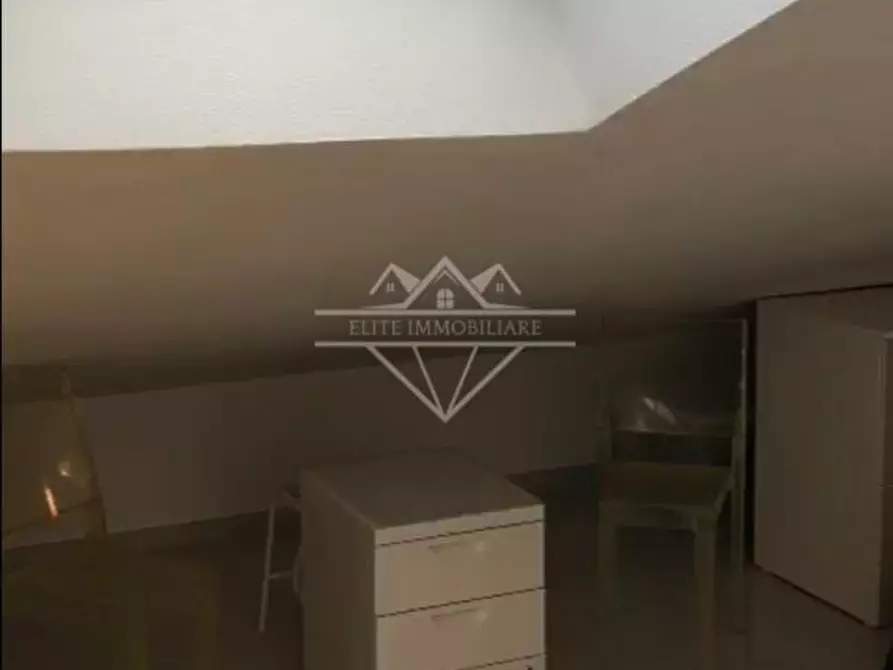 Immagine 11 di Appartamento in vendita  a Massa