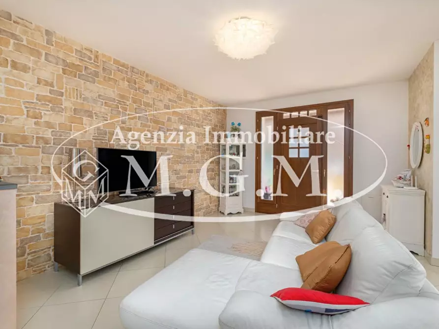 Immagine 17 di Villetta a schiera in vendita  a Calcinaia