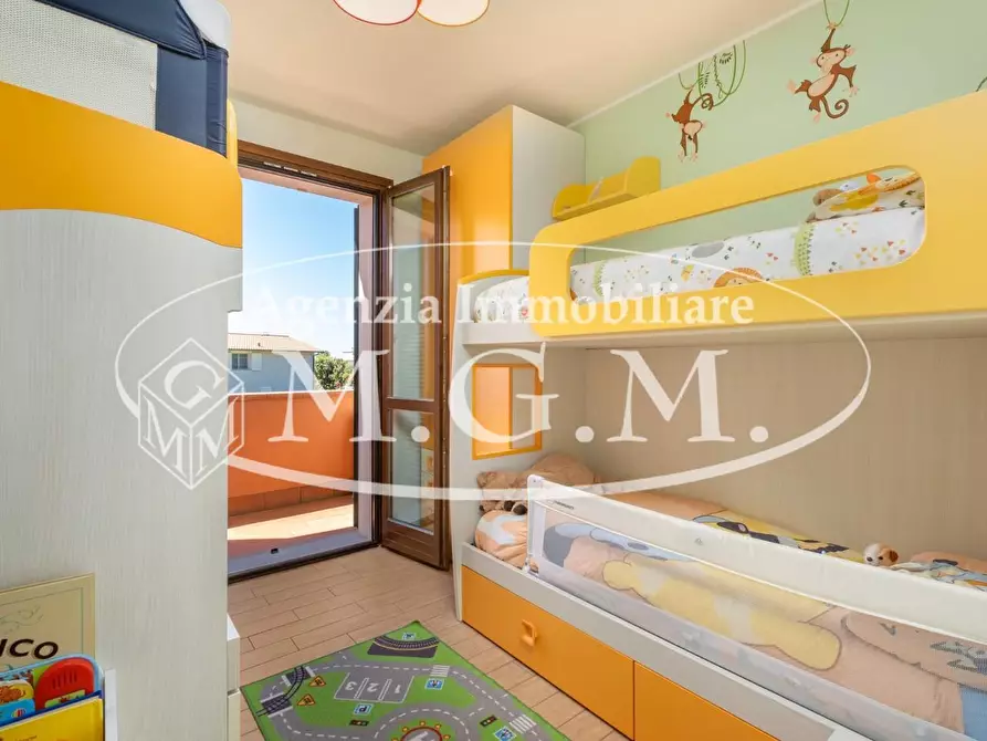 Immagine 37 di Villetta a schiera in vendita  a Calcinaia