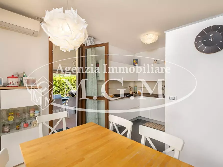 Immagine 20 di Villetta a schiera in vendita  a Calcinaia