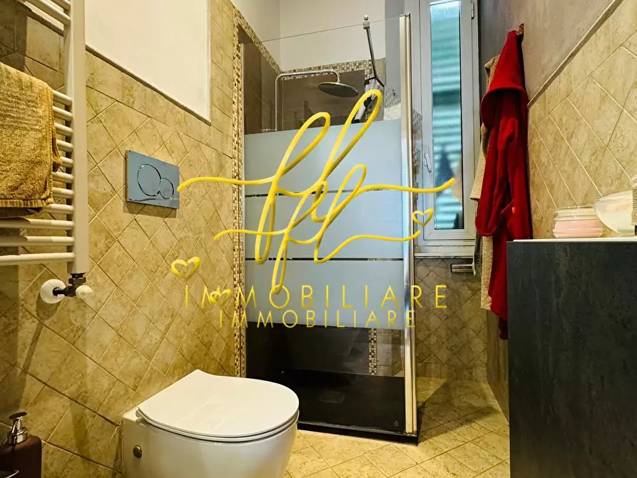 Immagine 25 di Appartamento in vendita  a Livorno