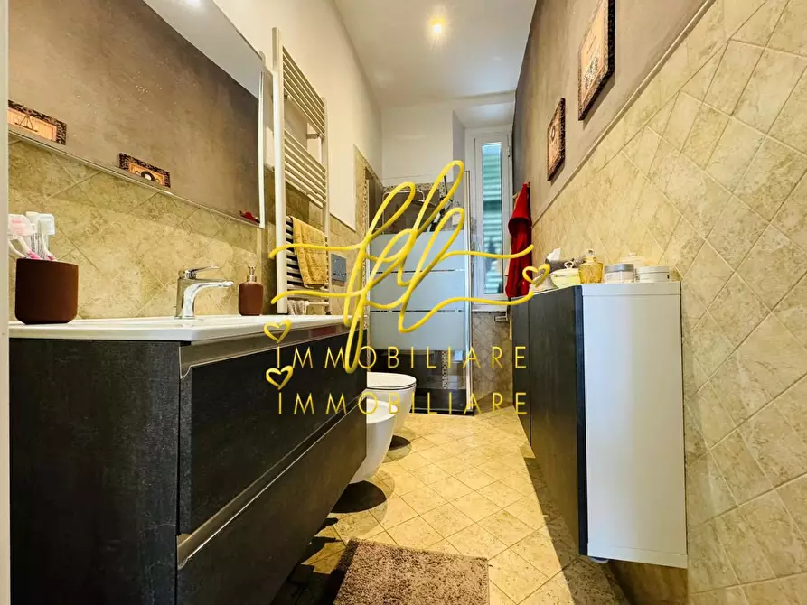 Immagine 26 di Appartamento in vendita  a Livorno