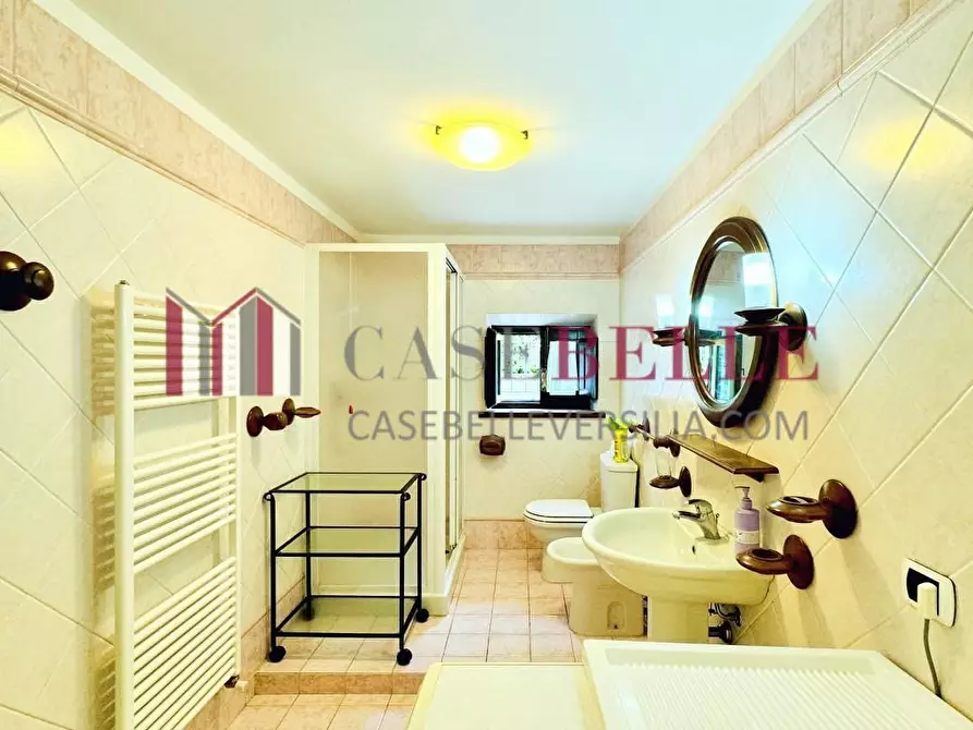 Immagine 55 di Villa in vendita  a Pietrasanta