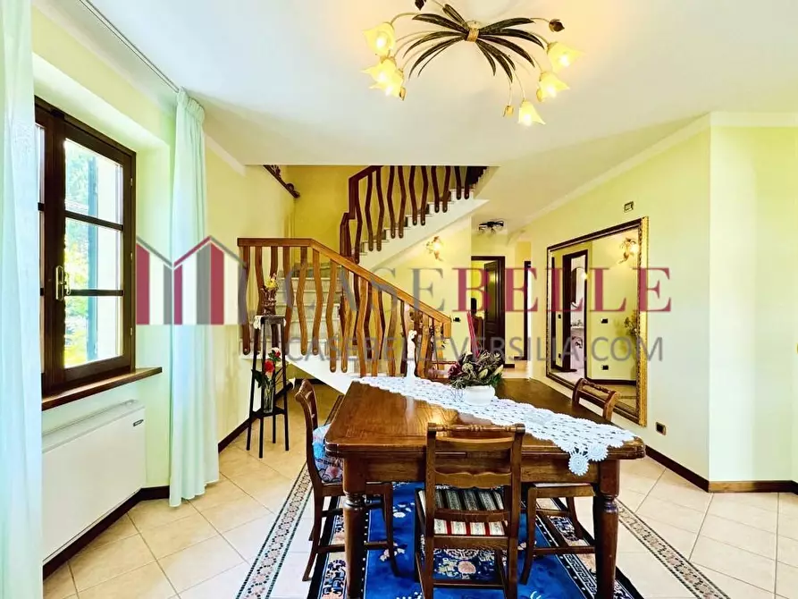 Immagine 6 di Villa in vendita  a Pietrasanta