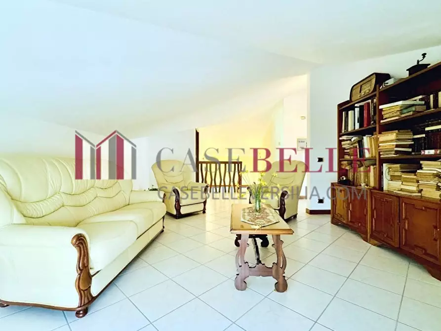 Immagine 37 di Villa in vendita  a Pietrasanta