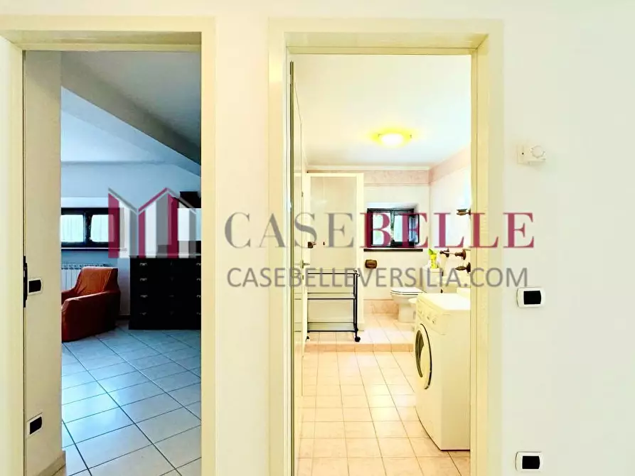 Immagine 54 di Villa in vendita  a Pietrasanta