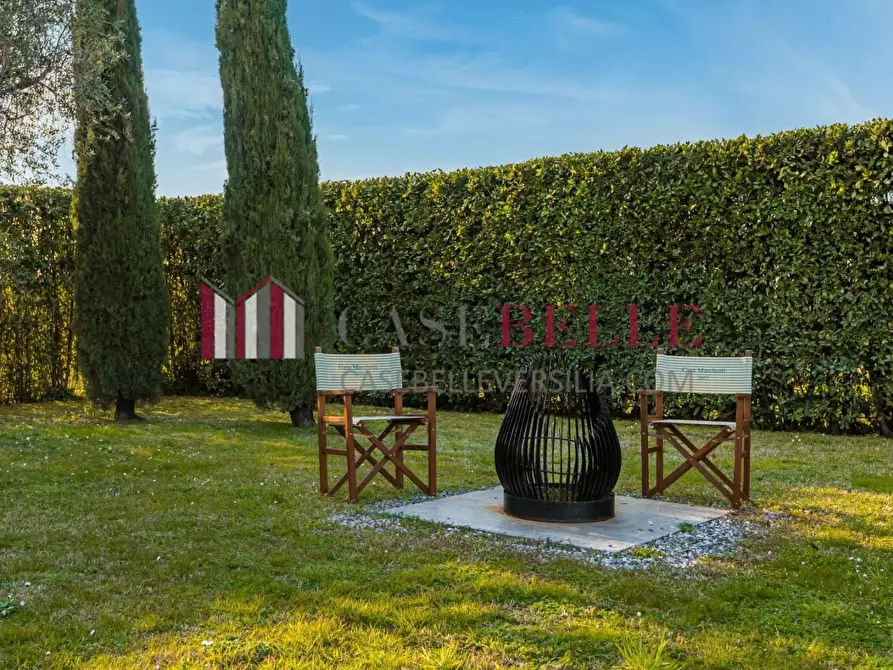 Immagine 31 di Casa colonica in affitto  a Pietrasanta