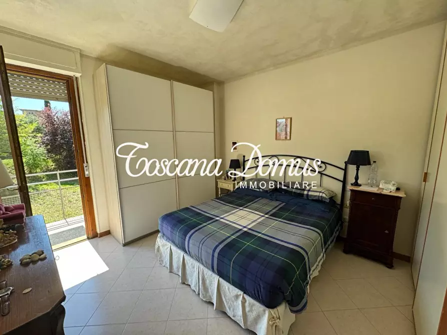 Immagine 6 di Appartamento in vendita  a Siena