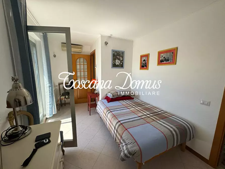 Immagine 12 di Appartamento in vendita  a Siena