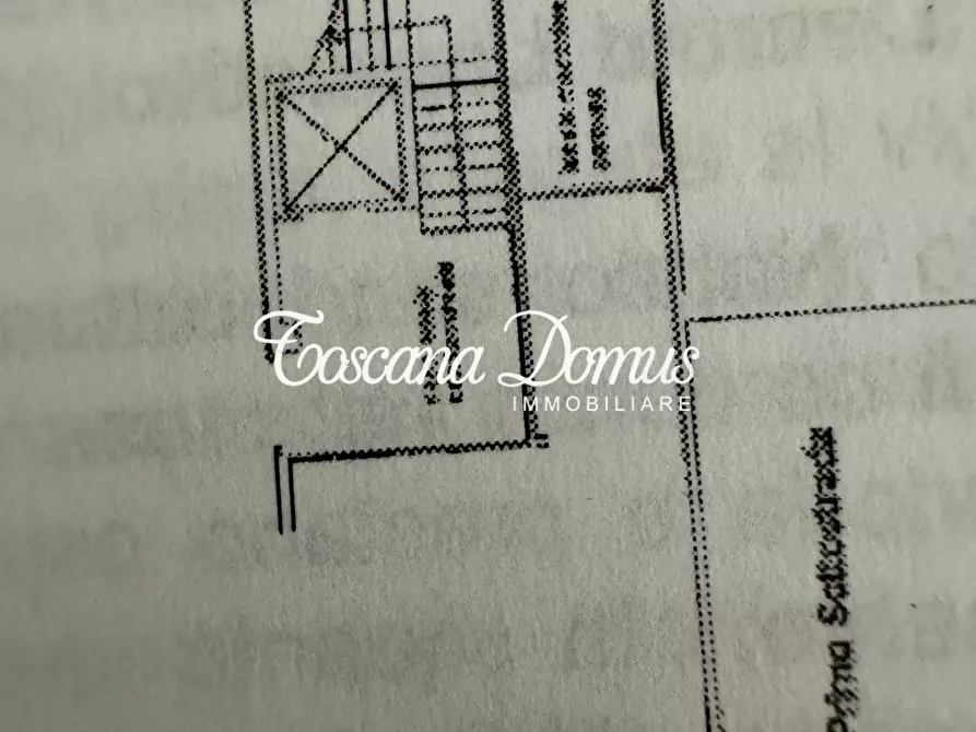 Immagine 14 di Appartamento in vendita  a Siena