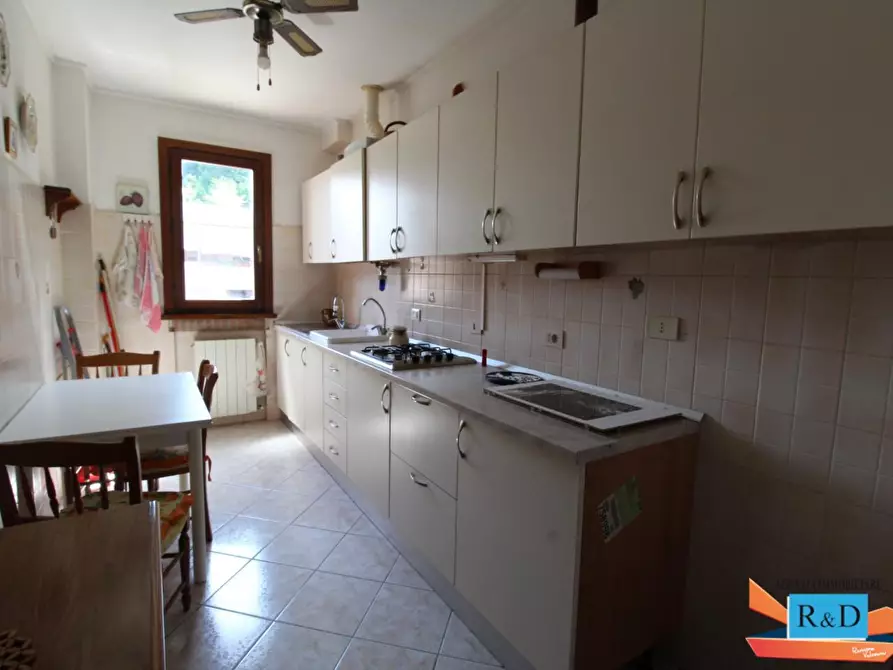 Immagine 5 di Appartamento in vendita  a Colle Di Val D'elsa