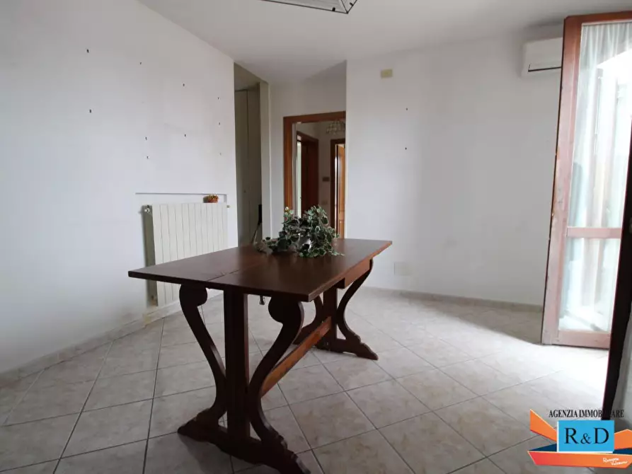 Immagine 3 di Appartamento in vendita  a Colle Di Val D'elsa