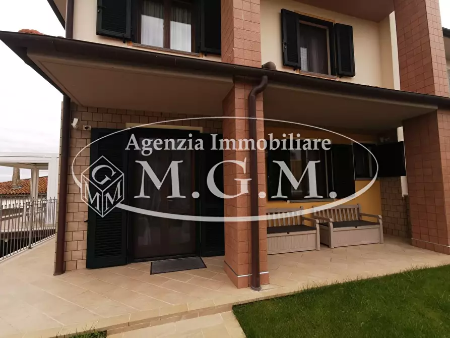 Immagine 3 di Casa bifamiliare in vendita  a Montopoli In Val D'arno