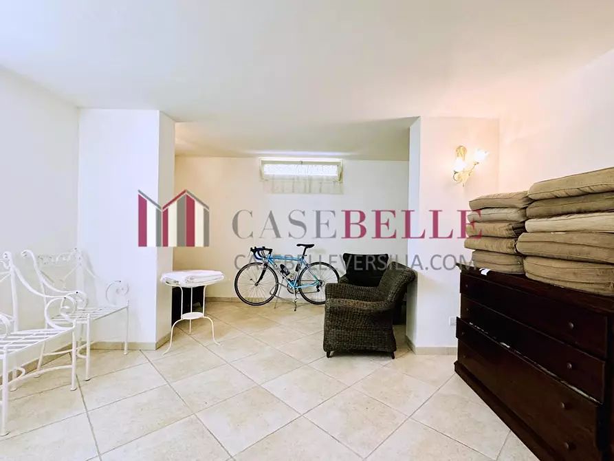 Immagine 54 di Casa indipendente in vendita  a Pietrasanta