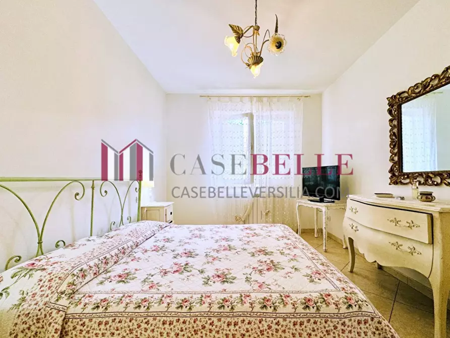 Immagine 17 di Casa indipendente in vendita  a Pietrasanta