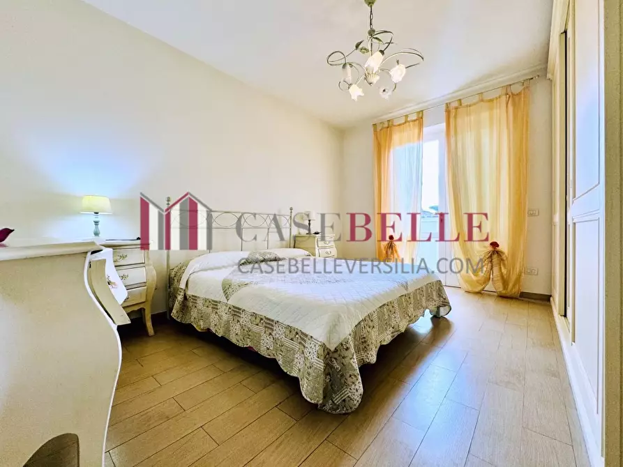 Immagine 24 di Casa indipendente in vendita  a Pietrasanta