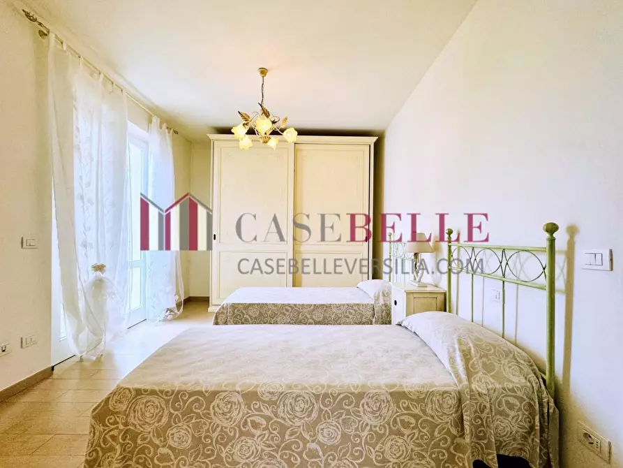 Immagine 37 di Casa indipendente in vendita  a Pietrasanta