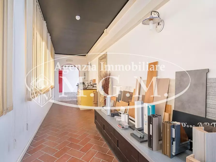 Immagine 21 di Capannone industriale in vendita  a Calcinaia