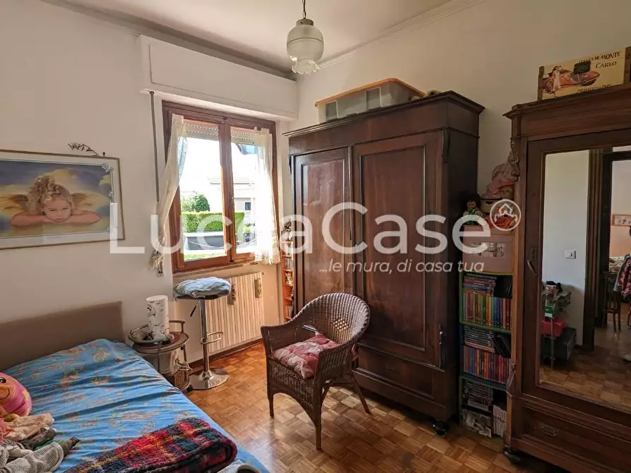 Immagine 6 di Appartamento in vendita  a Lucca