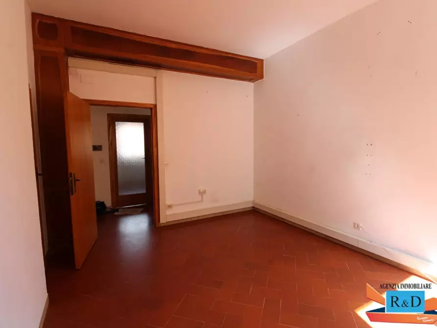 Immagine 9 di Appartamento in vendita  a Poggibonsi