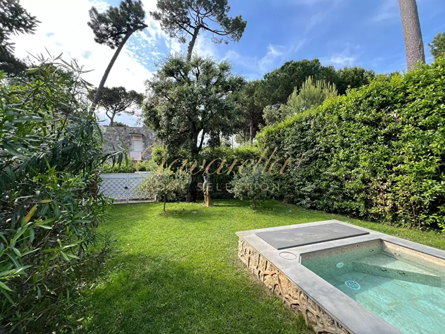 Immagine 5 di Villa in affitto  a Forte Dei Marmi