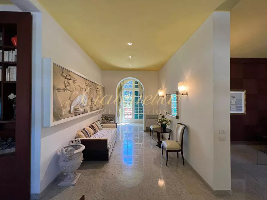 Immagine 25 di Villa in affitto  a Forte Dei Marmi