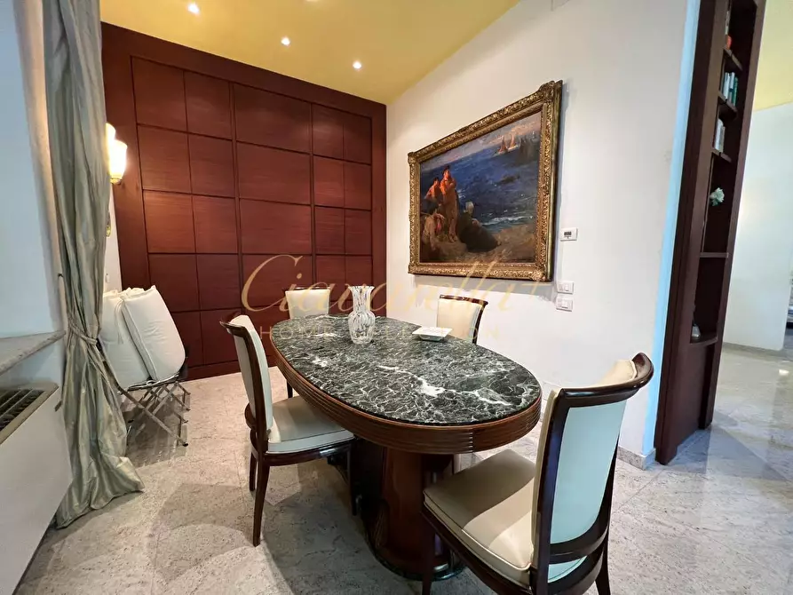 Immagine 26 di Villa in affitto  a Forte Dei Marmi