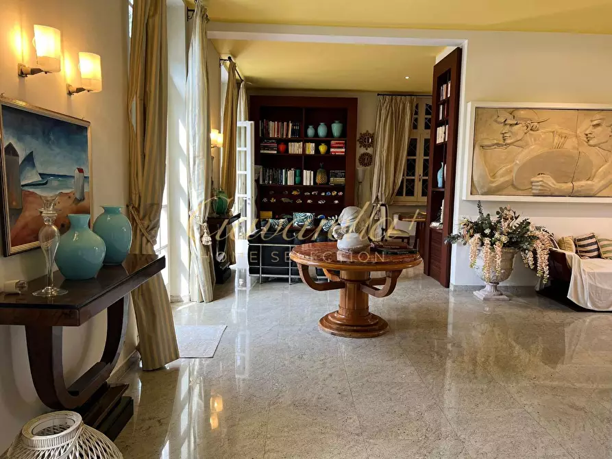 Immagine 20 di Villa in affitto  a Forte Dei Marmi