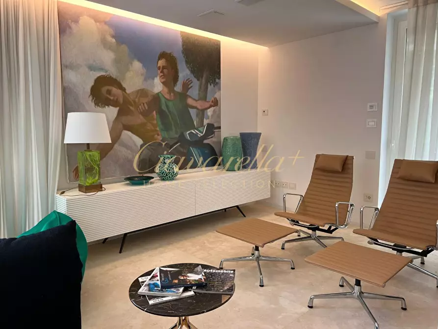 Immagine 23 di Villa in vendita  a Forte Dei Marmi