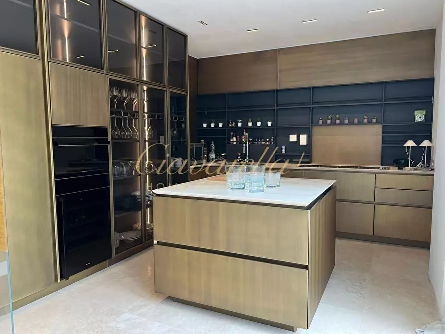 Immagine 29 di Villa in vendita  a Forte Dei Marmi