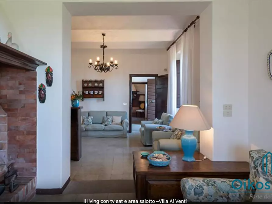 Immagine 28 di Villa in vendita  a Massarosa